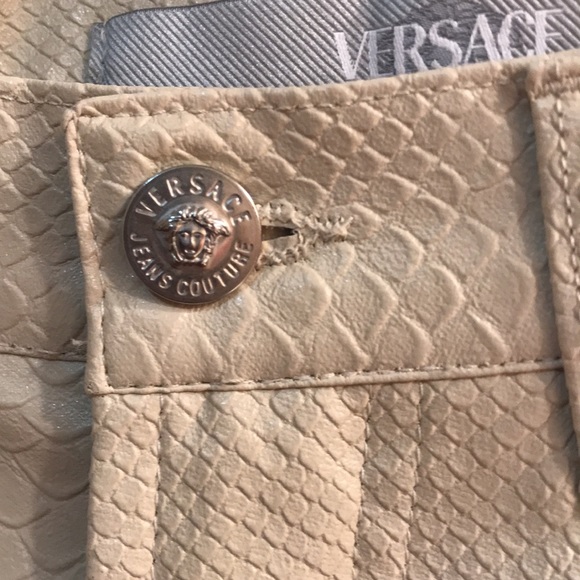 ⚡️FINAL PRICE⚡️ Vintage Versace Jeans Couture Snake/Reptile Jeans - Picture 9 of 16